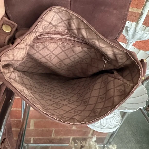 Claudio Ferrici Brown Suede Adjustable Strap Crossbody - Picture 6 of 8